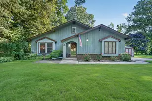 4936 Deerwood Dr, Racine, WI 53406 - Photo 27