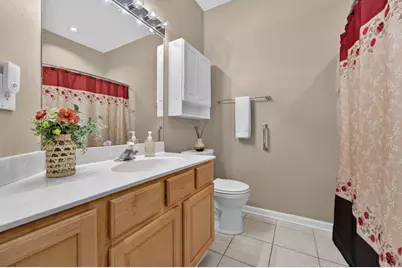 9056 W Elm Ct #C, Franklin, WI 53132 - Photo 11