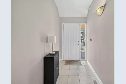 9056 W Elm Ct #C, Franklin, WI 53132 - Photo 17