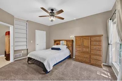 9056 W Elm Ct #C, Franklin, WI 53132 - Photo 9