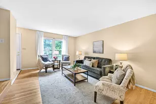 2109 N 70th St, Wauwatosa, WI 53213 - Photo 5