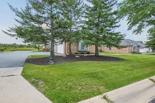 401 W Aspen Dr, Oak Creek, WI 53154 - Photo 41