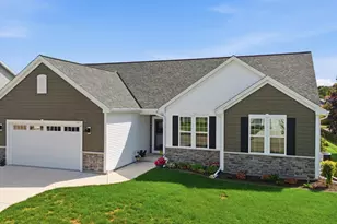 1017 Durango Dr, Hartford, WI 53027 - Photo 43