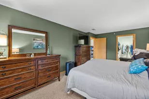 1992 Parknoll Ln, Port Washington, WI 53074 - Photo 21