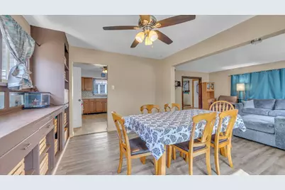 2012 N 19th St, Sheboygan, WI 53081 - Photo 9