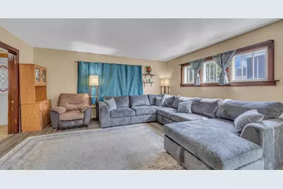 2012 N 19th St, Sheboygan, WI 53081 - Photo 7