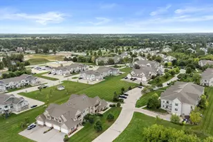 W206N16729 Blackberry Cir, Jackson, WI 53037 - Photo 25