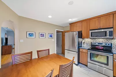 2723 S 46th St, Milwaukee, WI 53219 - Photo 7
