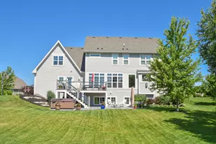 N66W15735 Fox Meadow Dr, Menomonee Falls, WI 53051 - Photo 49