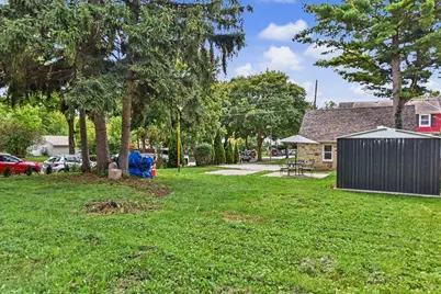 4805 W Custer Ave, Milwaukee, WI 53218 - Photo 21