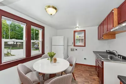 4805 W Custer Ave, Milwaukee, WI 53218 - Photo 5