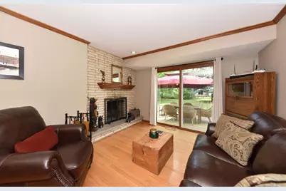 5433 S 24th St, Milwaukee, WI 53221 - Photo 11