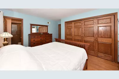 5433 S 24th St, Milwaukee, WI 53221 - Photo 17