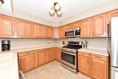 5433 S 24th St, Milwaukee, WI 53221 - Photo 7
