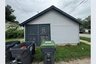 1226  7th St, La Crosse, WI 54601 - Photo 9