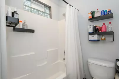 1424 S 79th St, West Allis, WI 53214 - Photo 11