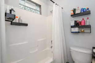 1424 S 79th St, West Allis, WI 53214 - Photo 11