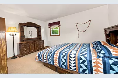 3008  Sunrise Dr, Richfield, WI 53033 - Photo 33