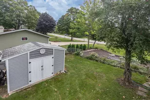 3008 Sunrise Dr, Richfield, WI 53033 - Photo 31
