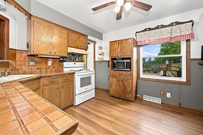 3008  Sunrise Dr, Richfield, WI 53033 - Photo 13