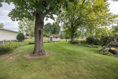 3008  Sunrise Dr, Richfield, WI 53033 - Photo 35