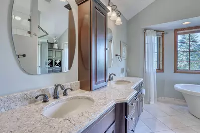 N41W27751  Ishnala Trl, Pewaukee, WI 53072 - Photo 13