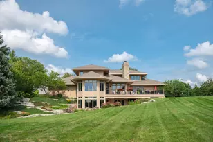 1801 E Bristlecone Dr, Hartland, WI 53029 - Photo 1