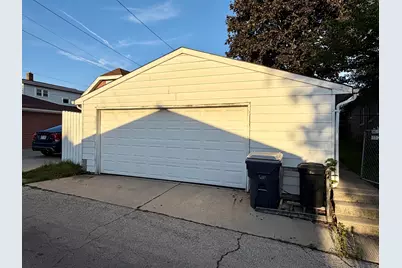 1531 S 55th St, West Milwaukee, WI 53214 - Photo 11