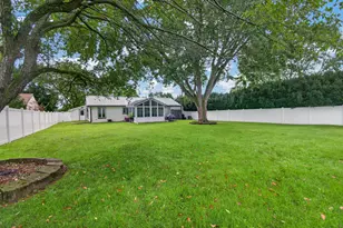 650 Meadow Ln, Burlington, WI 53105 - Photo 27