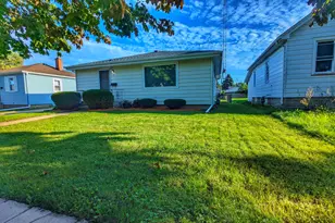 1807 28th St, Kenosha, WI 53140 - Photo 5