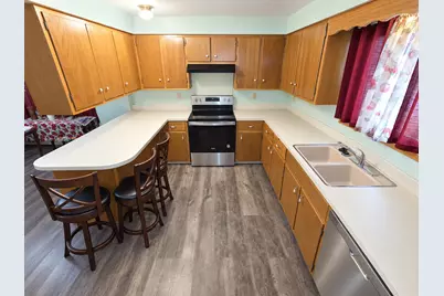 1014  Washington Ave, Sheboygan, WI 53081 - Photo 9