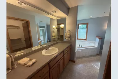 2135  Sherman Rd, Jackson, WI 53037 - Photo 17