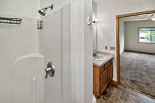 140 W Commerce Blvd, Slinger, WI 53086 - Photo 19