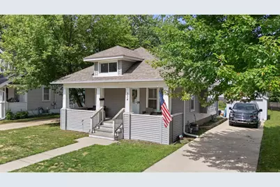 334 W 2nd St, Oconomowoc, WI 53066 - Photo 27