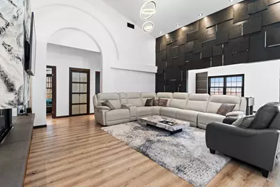 402  Wild Oak Dr, Manitowoc, WI 54220 - Photo 19