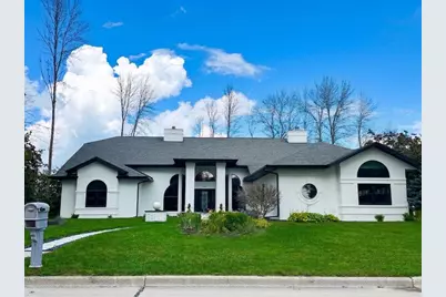 402  Wild Oak Dr, Manitowoc, WI 54220 - Photo 63