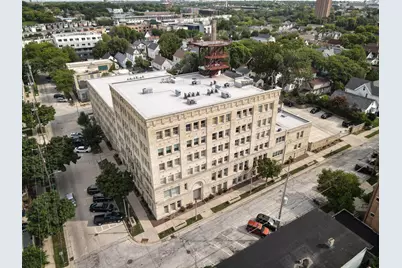 904 E Pearson St #401, Milwaukee, WI 53202 - Photo 45