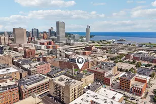 191 N Broadway, Milwaukee, WI 53202 - Photo 23