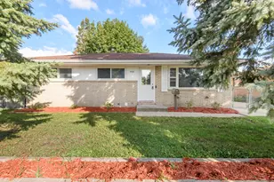 8134 W Acacia St, Milwaukee, WI 53223 - Photo 1