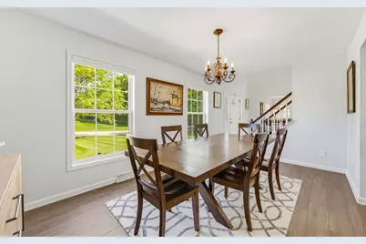 4645 W Sherwood Dr, Franklin, WI 53132 - Photo 13
