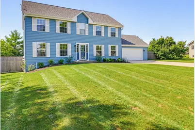 4645 W Sherwood Dr, Franklin, WI 53132 - Photo 41