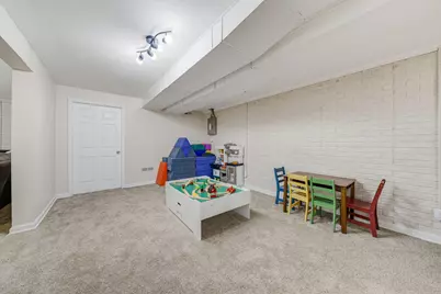 4645 W Sherwood Dr, Franklin, WI 53132 - Photo 35