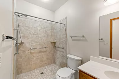 994  Niagara Ct, Port Washington, WI 53074 - Photo 11