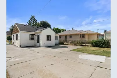 3428 S 3rd St, Milwaukee, WI 53207 - Photo 23