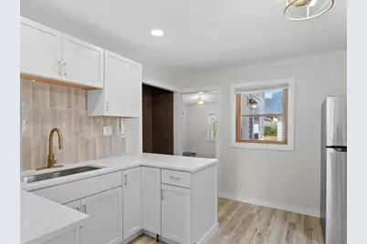 3428 S 3rd St, Milwaukee, WI 53207 - Photo 11
