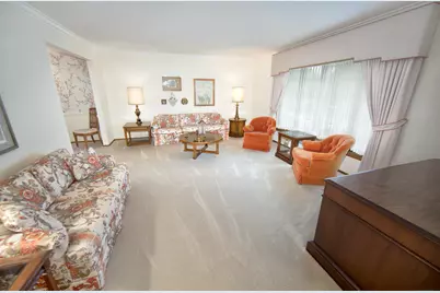5676  Garland Ln, Greendale, WI 53129 - Photo 5