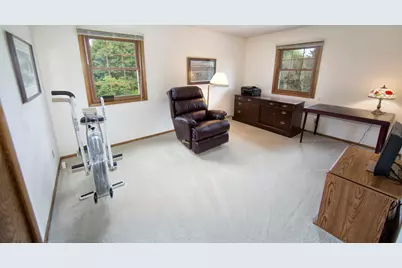 5676  Garland Ln, Greendale, WI 53129 - Photo 23
