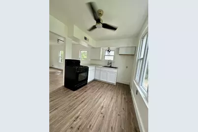 5037 N 74th St, Milwaukee, WI 53218 - Photo 11