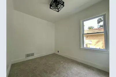 5037 N 74th St, Milwaukee, WI 53218 - Photo 5