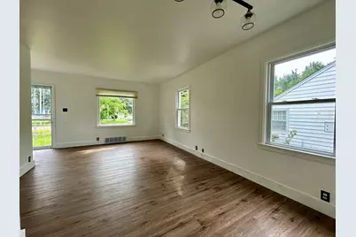 5037 N 74th St, Milwaukee, WI 53218 - Photo 13